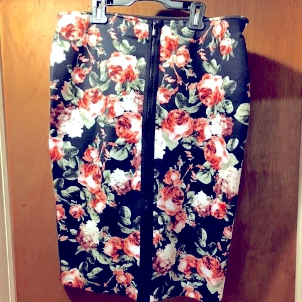 Women's Pencil Skirt